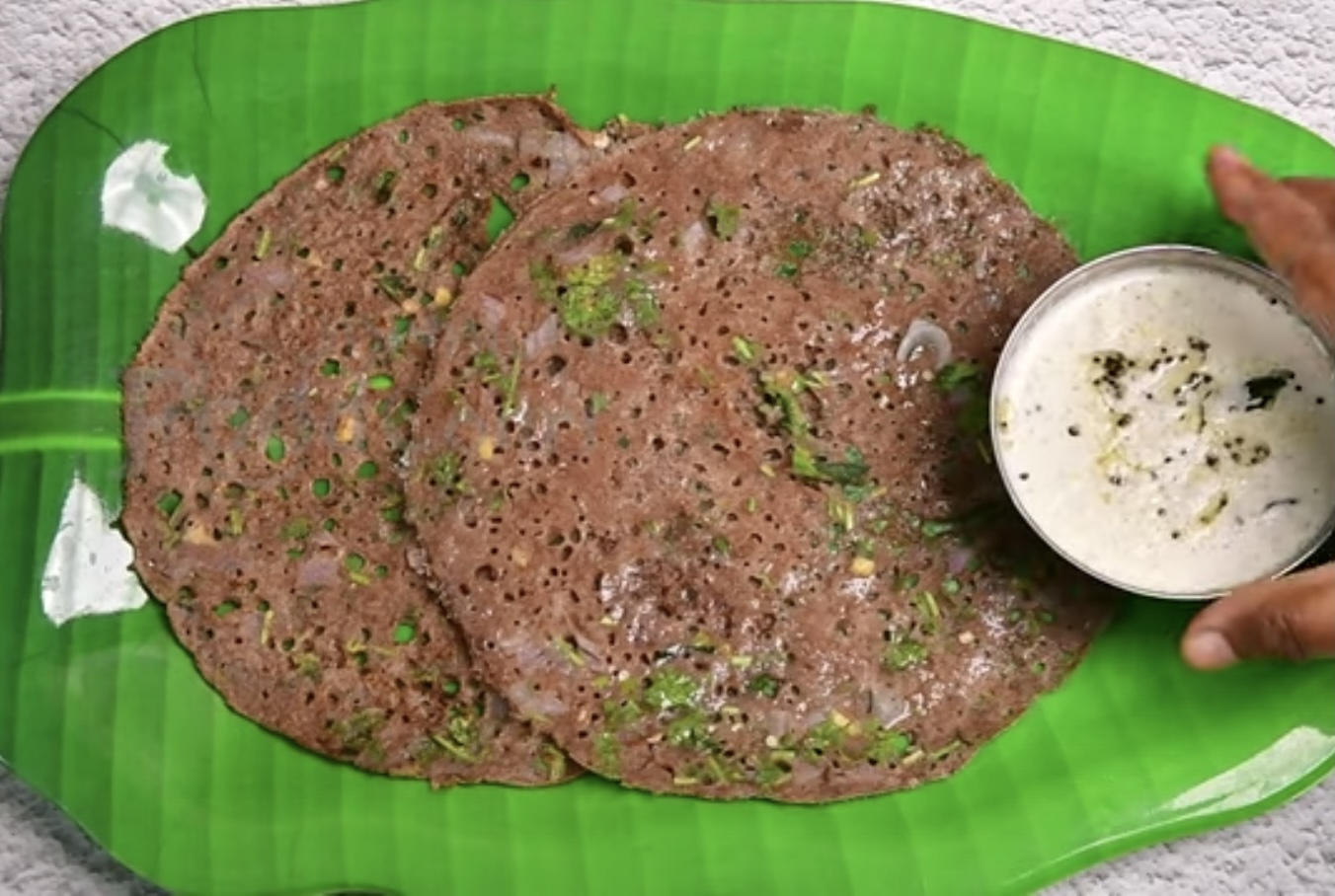 घर पर जल्दी से रागी चीला कैसे बनाएं? Quick recipe for Ragi Cheela